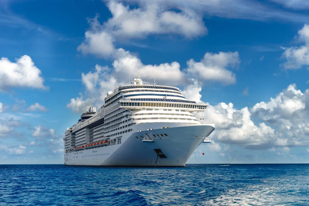 Cruise ship at sea for personalized Bracknell seaport transfer taxi service